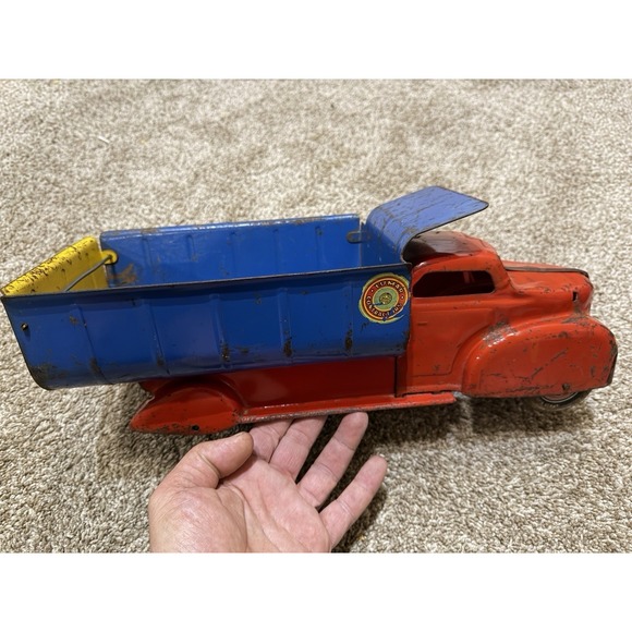 Vintage LumarContractors Toy Dump truck Steel Its From The 1940s 1950s Era
